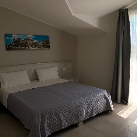 Casa Vacanze La Conca San Giovanni La Punta Exterior foto